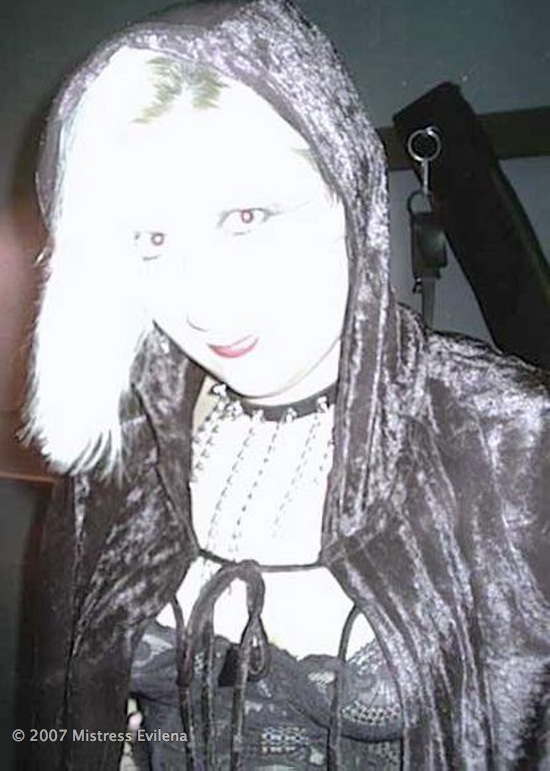 Evilena Photos