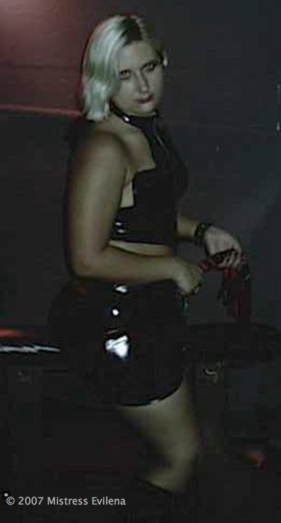 Evilena Photos
